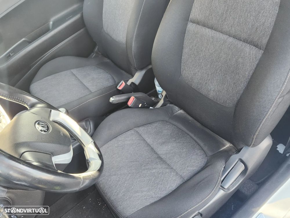 Kia Picanto 1.0 Attract - 20