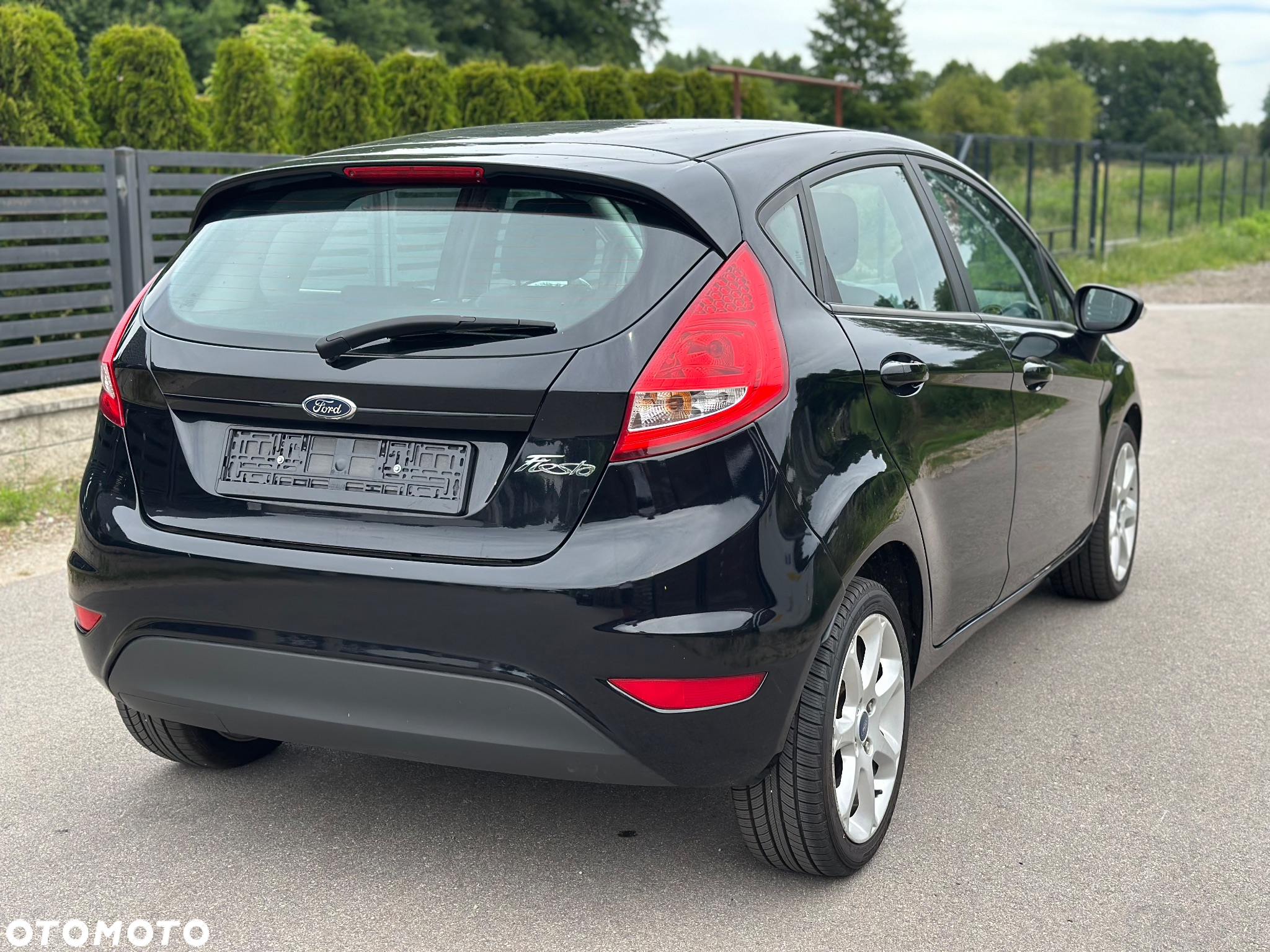 Ford Fiesta 1.4 Autom Trend - 12