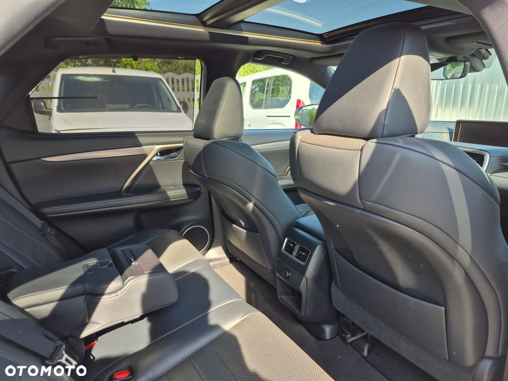 Lexus RX 200t / 300 F Sport - 22