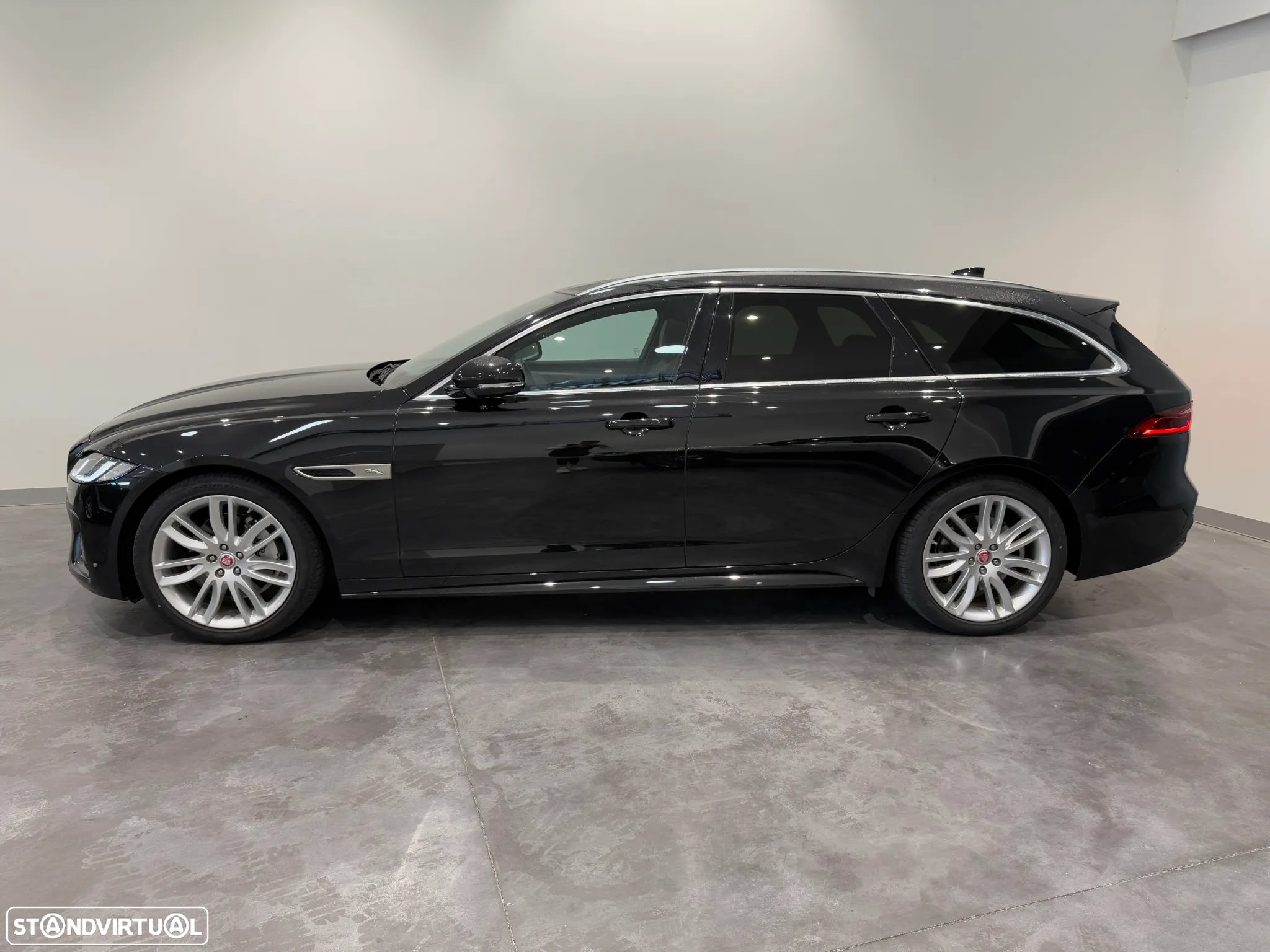 Jaguar XF Sportbrake 2.0 D200 R-Dynamic S Aut. - 3