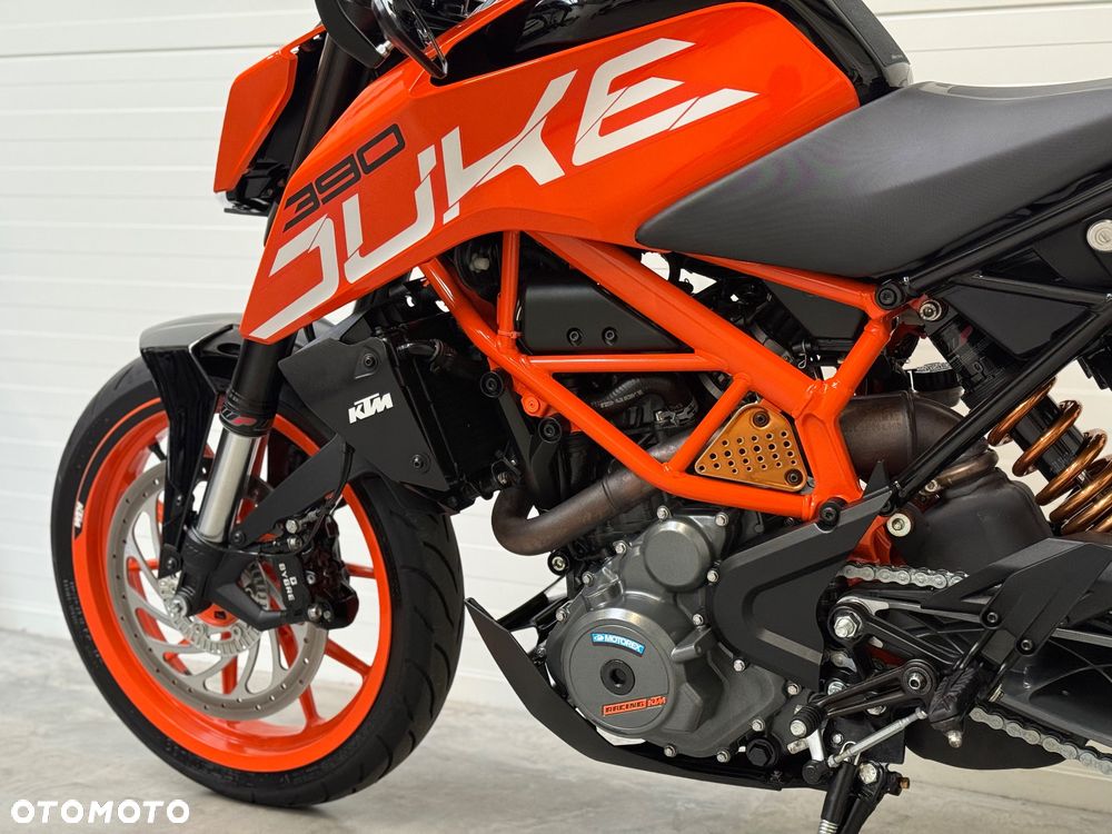 KTM Duke - 32