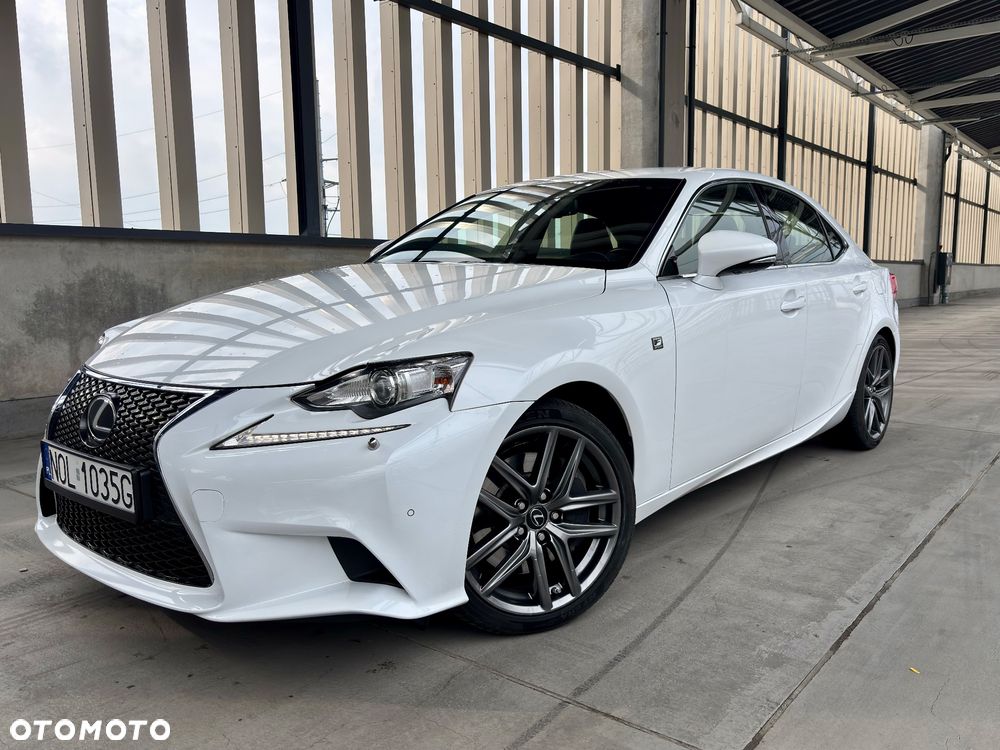 Lexus IS 200t F Sport - 2
