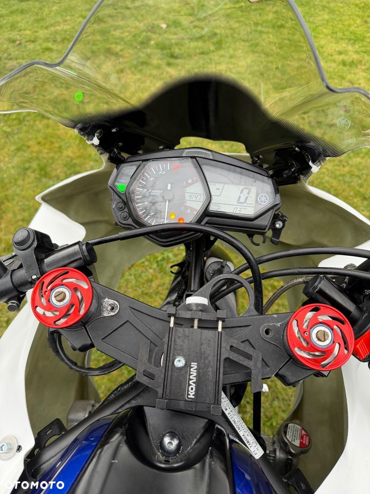 Yamaha R3 - 9