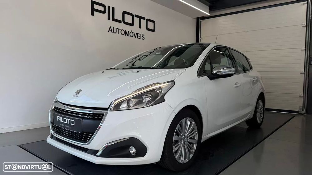 Peugeot 208 1.6 BlueHDi Allure - 2