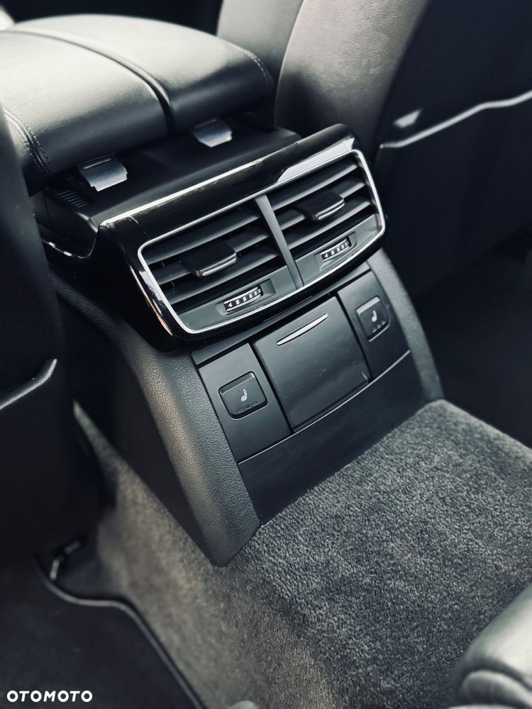 Audi A8 4.2 TDI DPF (clean diesel) quattro tiptronic - 17