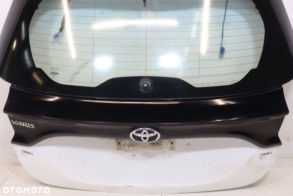 KLAPA TYLNA TOYOTA YARIS IV 040 - 5