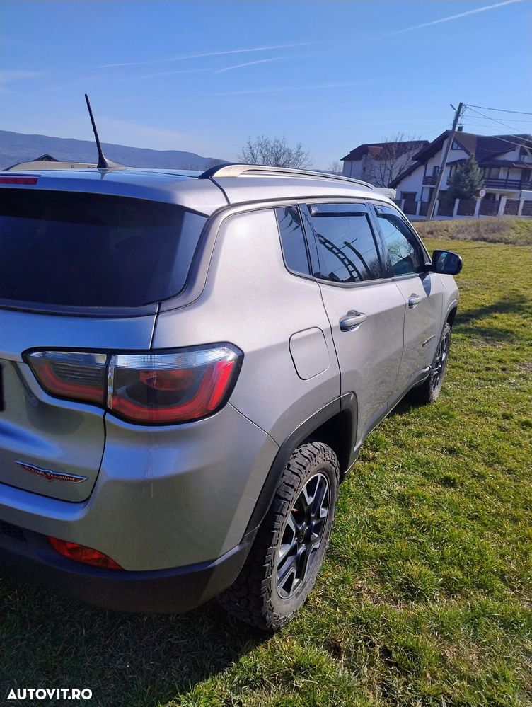 Jeep Compass 2.0 M-Jet 4x4 AT9 Low Trailhawk - 4