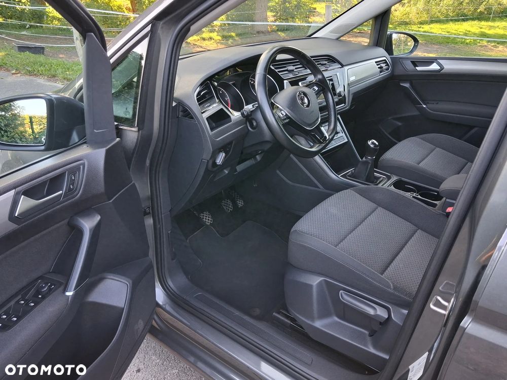 Volkswagen Touran 1.6 TDI SCR BlueMotion Technology Trendline - 5