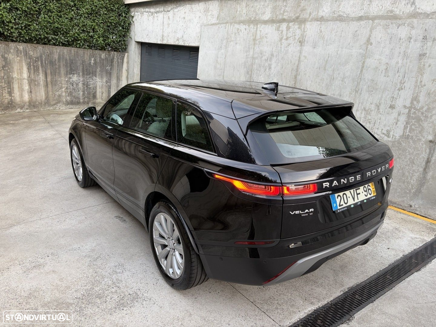 Land Rover Range Rover Velar 2.0 D R-Dynamic HSE - 7