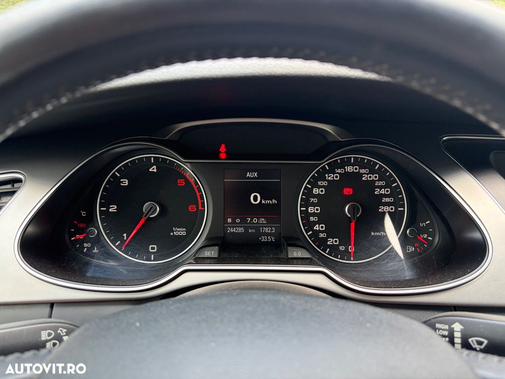 Audi A4 Limuzina - 5