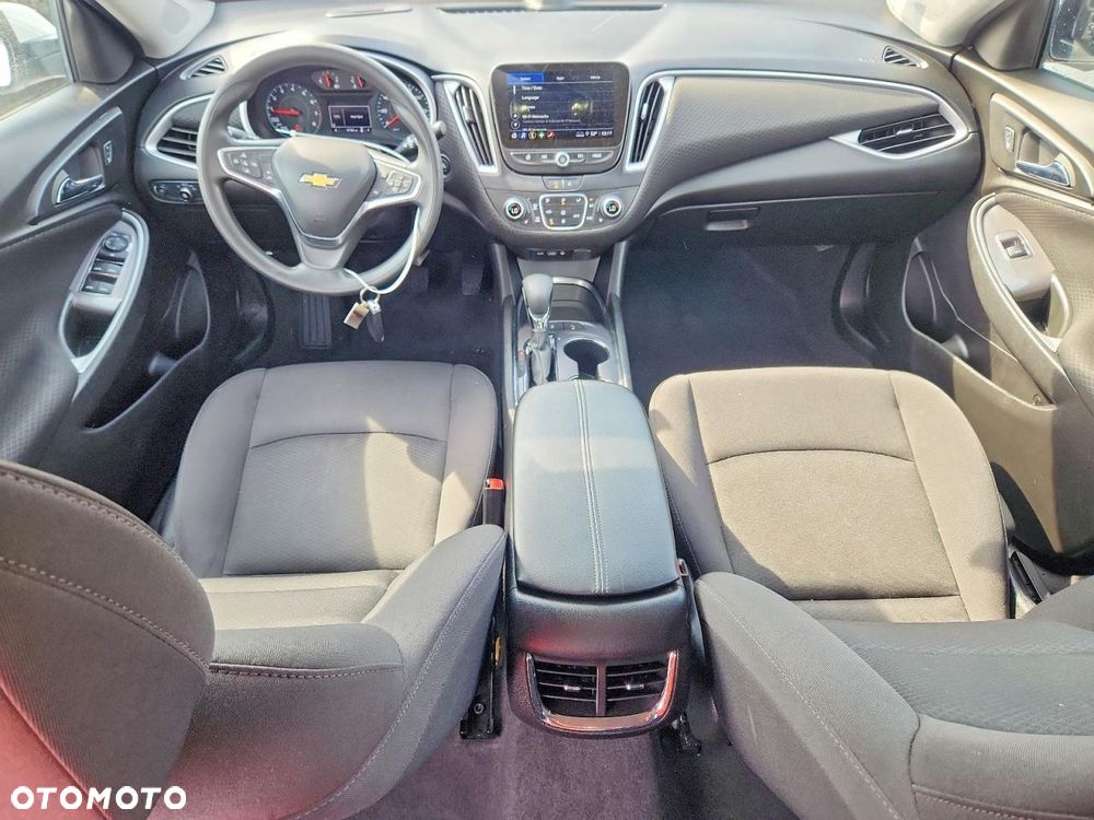 Chevrolet Malibu - 9