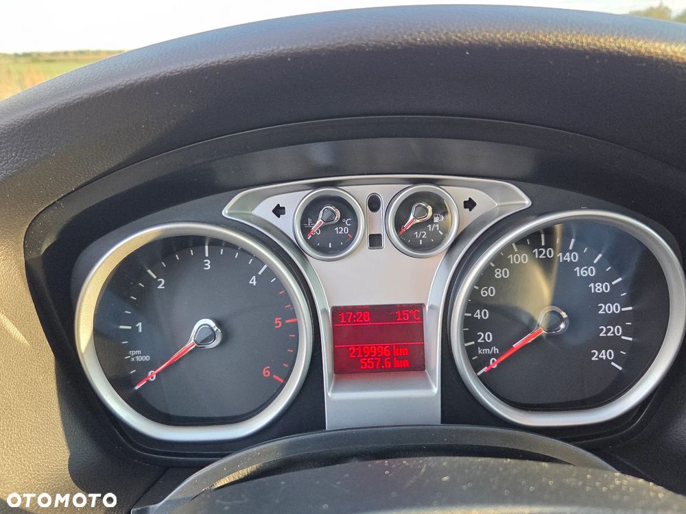 Ford Focus - 10