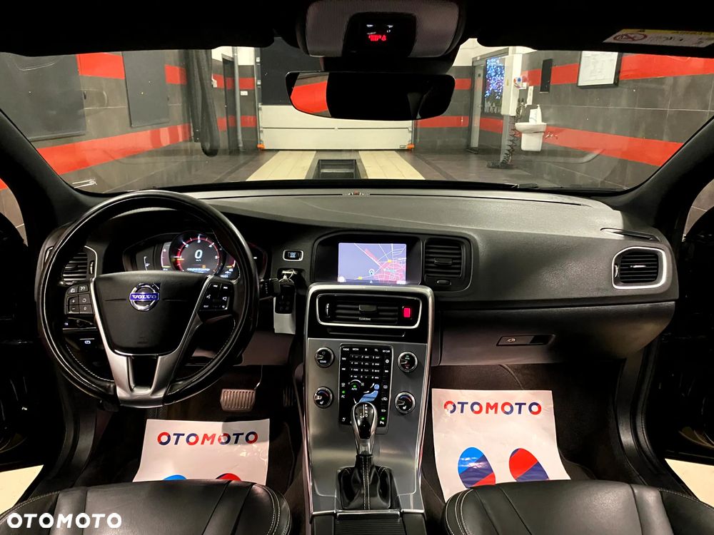 Volvo S60 D4 Geartronic Summum - 18