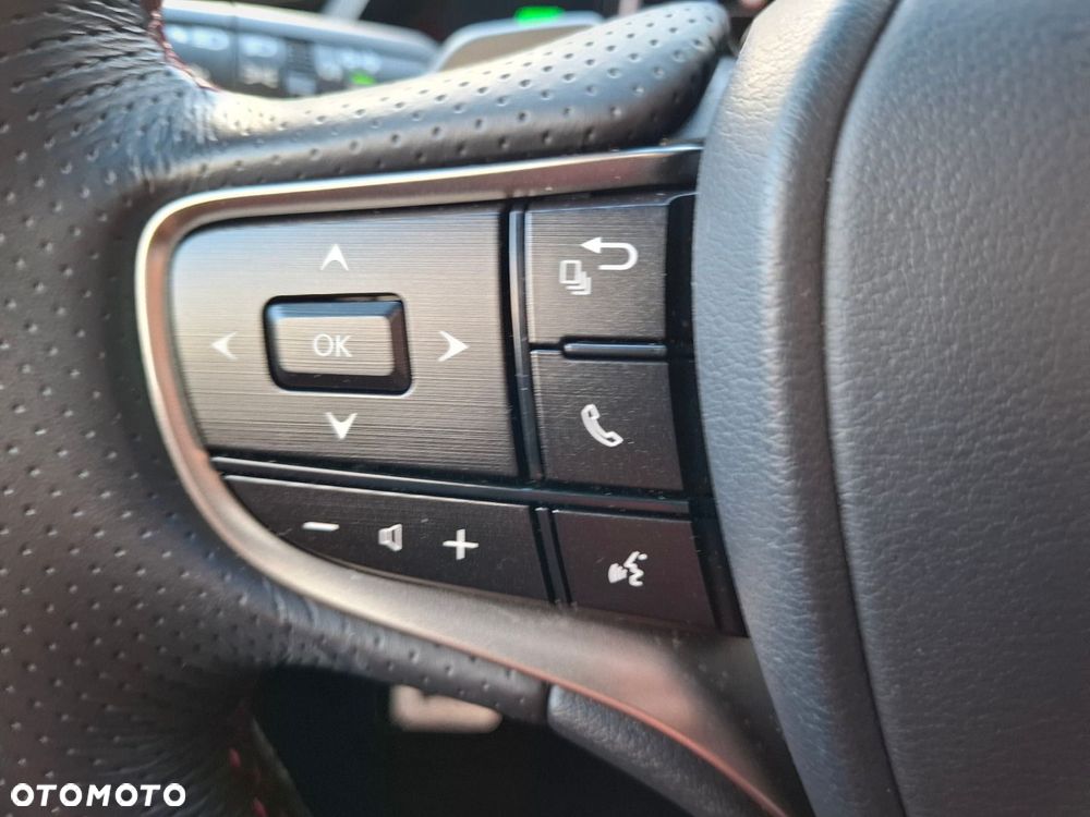 Lexus ES 300h F Sport Edition - 34