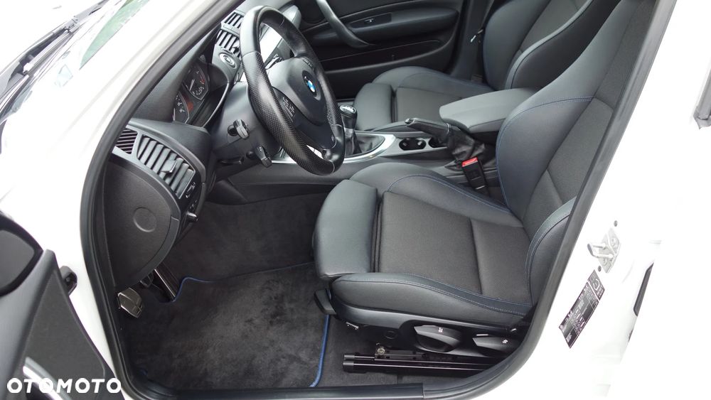BMW Seria 1 116i Edition Sport - 15
