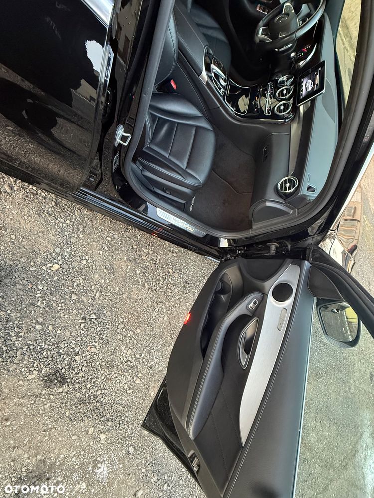 Mercedes-Benz Klasa C 200 4-Matic 9G-TRONIC - 12