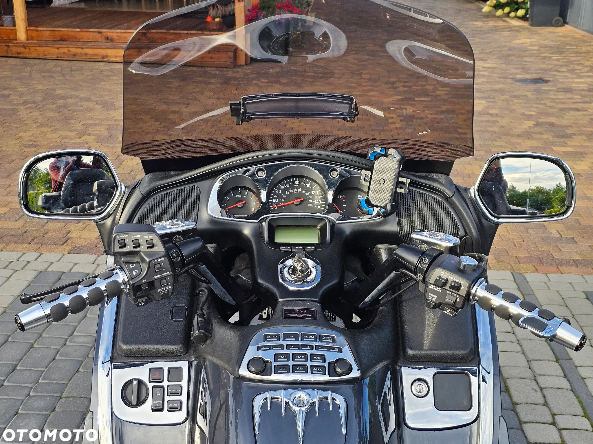 Honda GL - 5