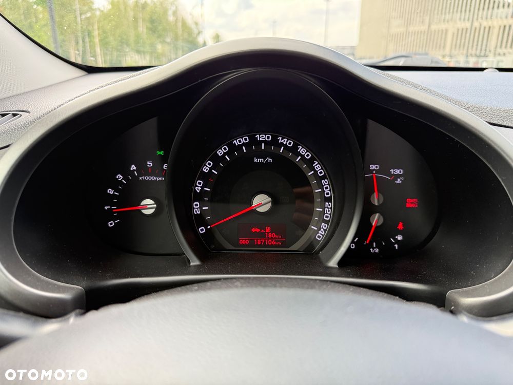 Kia Sportage - 18