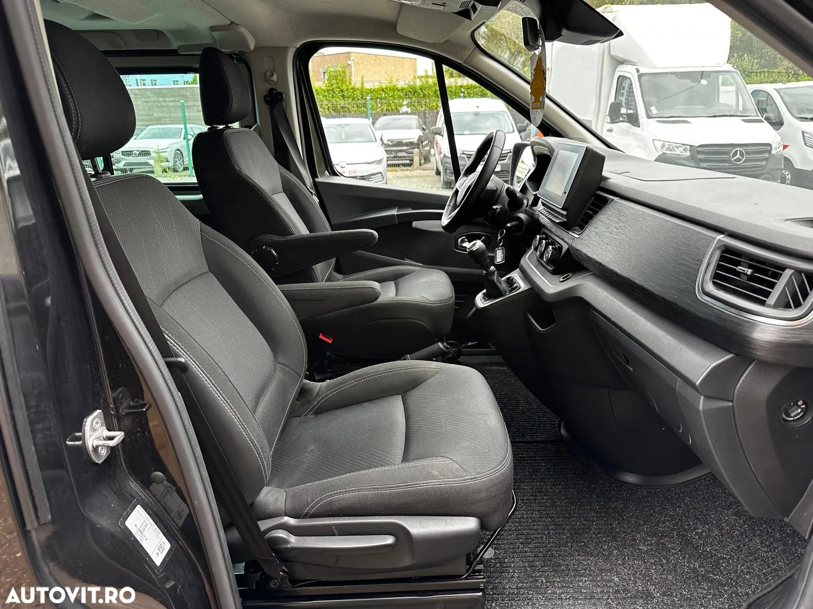 Renault Trafic - 17