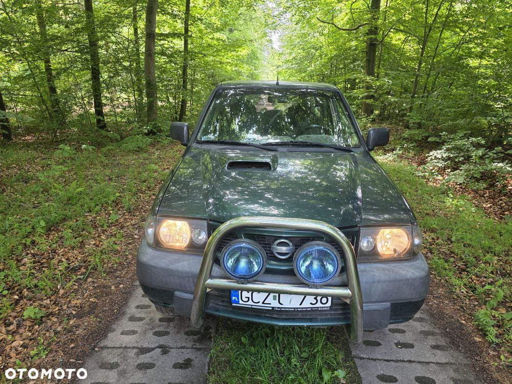 Nissan Terrano - 3