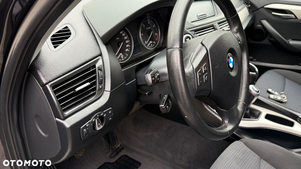 BMW X1 sDrive18d - 24