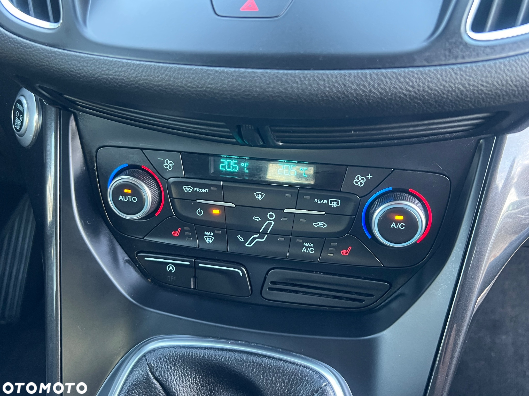 Ford C-MAX - 12