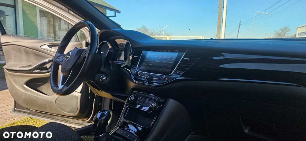 Opel Astra 1.4 Turbo Innovation - 13