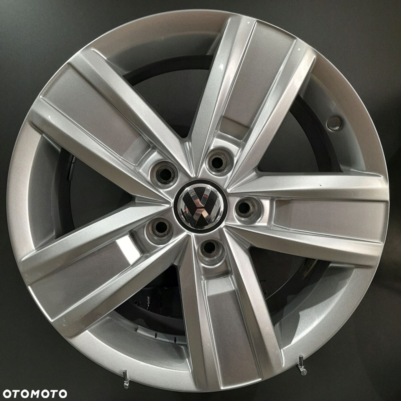 Felgi 17 5x120 VW T5 T6 Multivan F9178-7 - 3