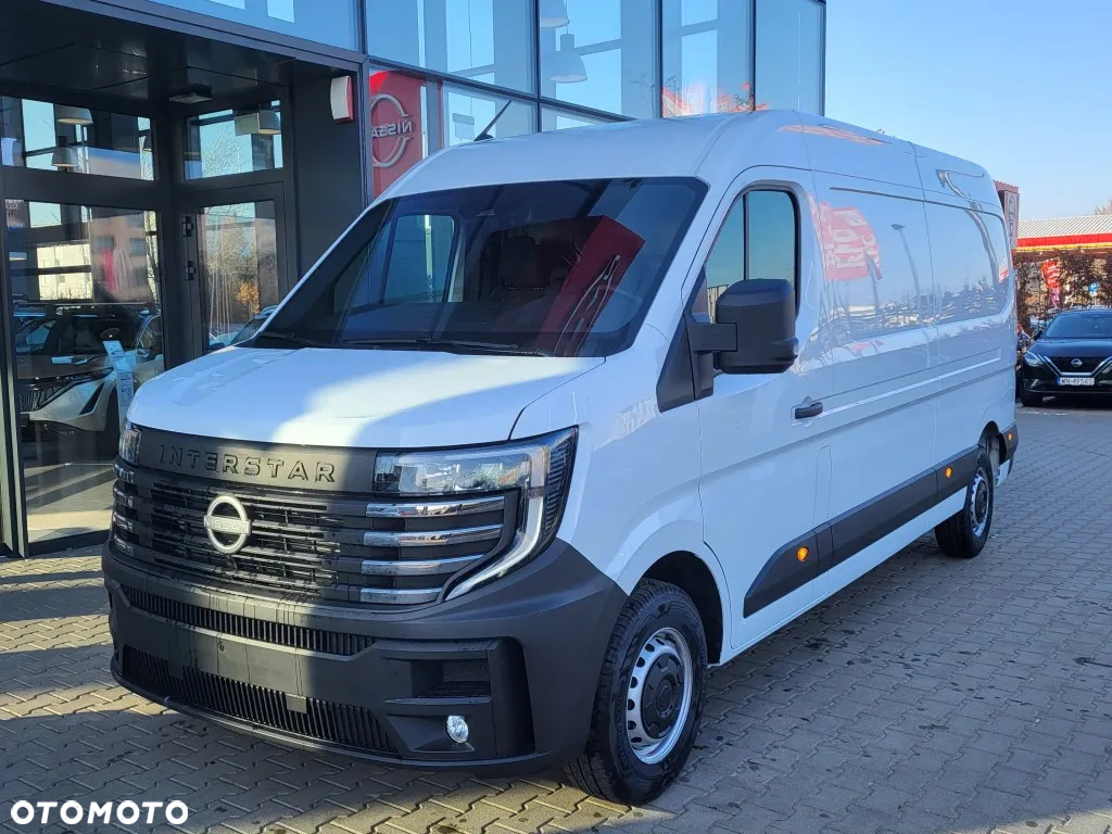 Nissan Interstar - 7