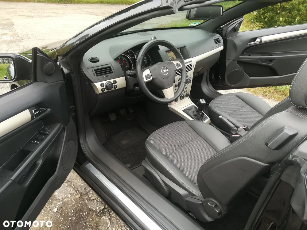 Opel Astra III 1.9 CDTI Sport - 17