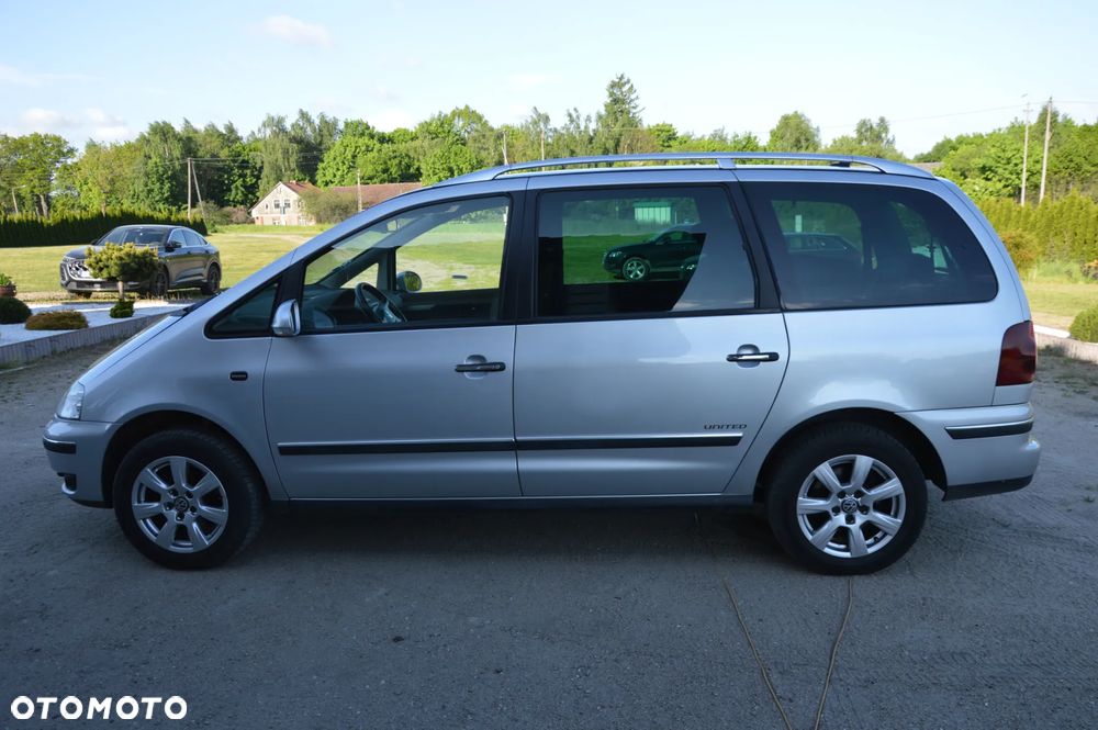 Volkswagen Sharan 1.9 TDI 4Motion United - 11