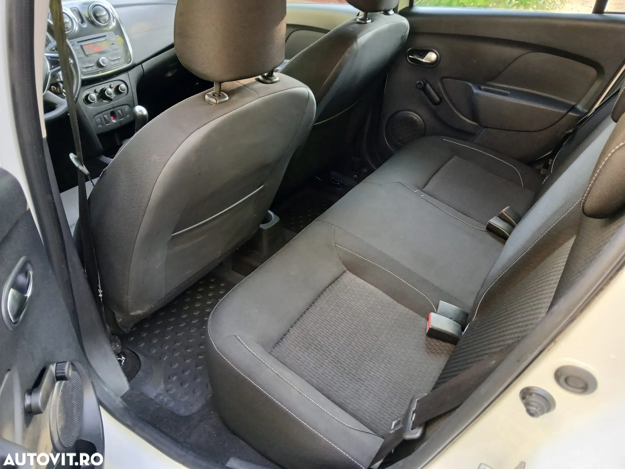 Dacia Logan 1.5 Blue dCi Laureate - 6