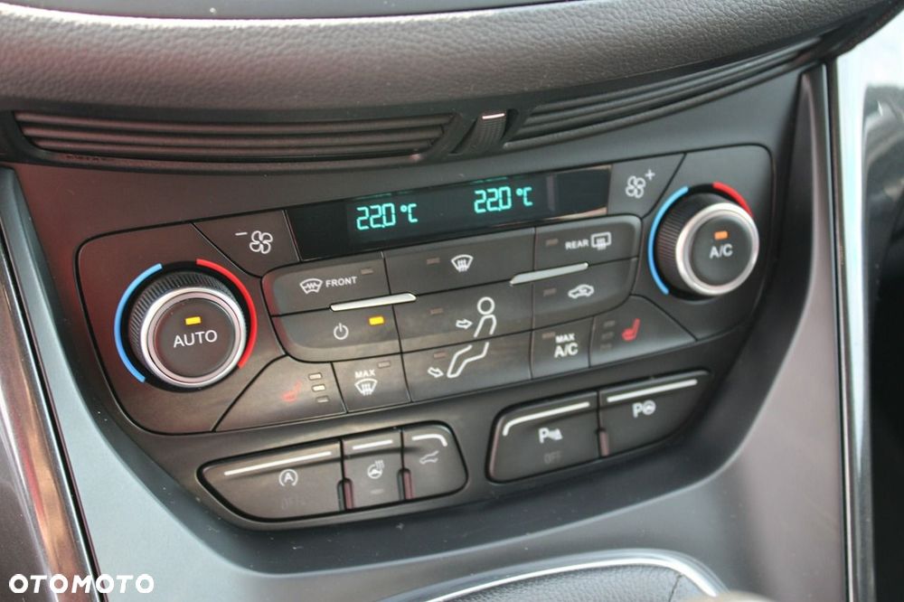 Ford Kuga - 26