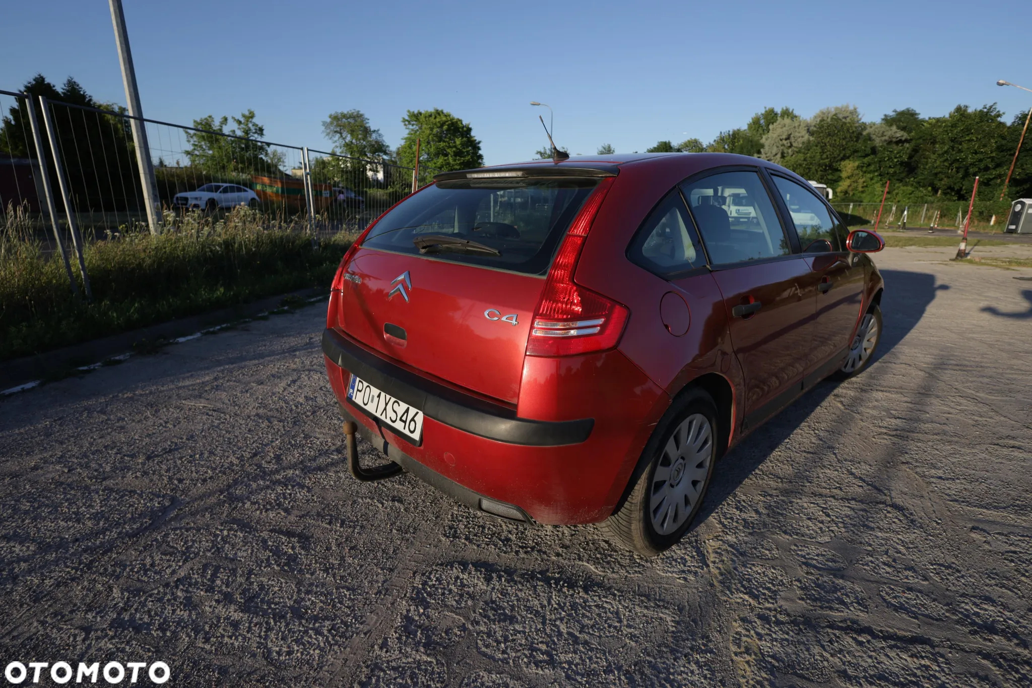 Citroën C4 1.6 16V Confort - 4