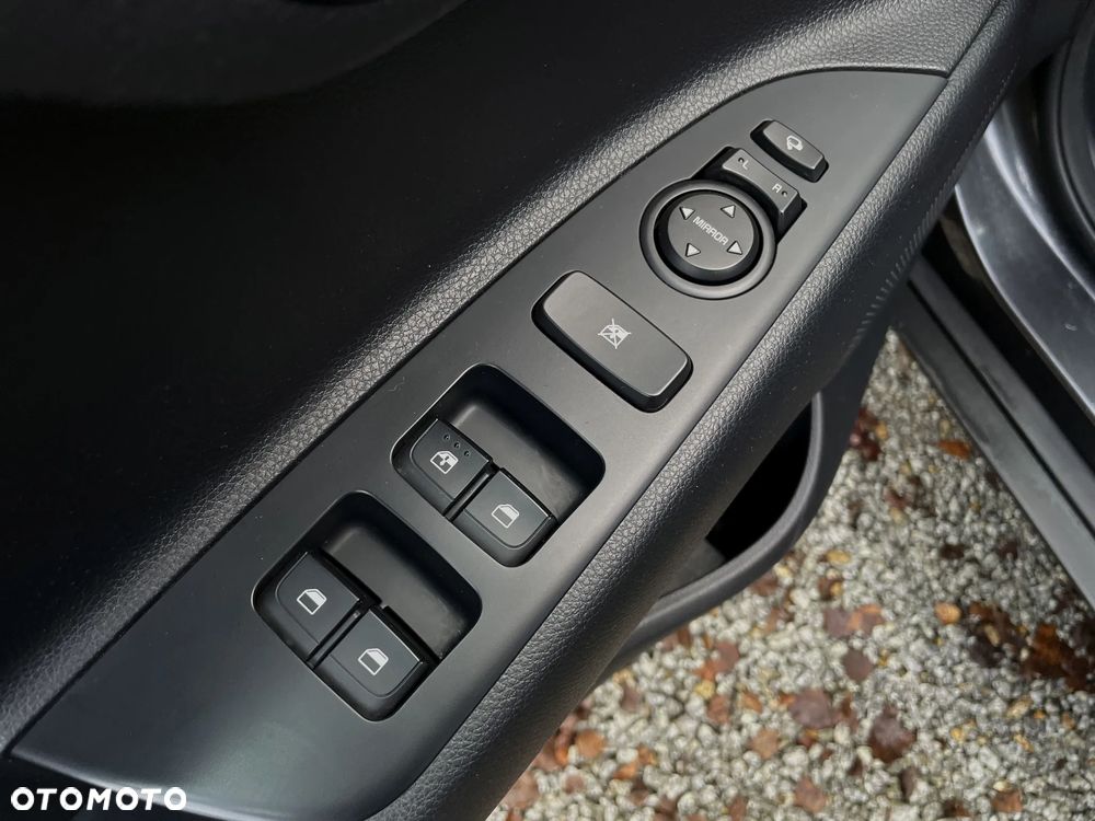 Kia Stonic 1.0 T-GDI L - 34