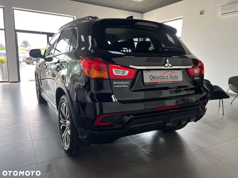 Mitsubishi ASX - 5