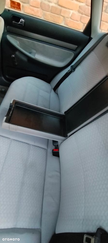 Audi A4 Limousine - 13