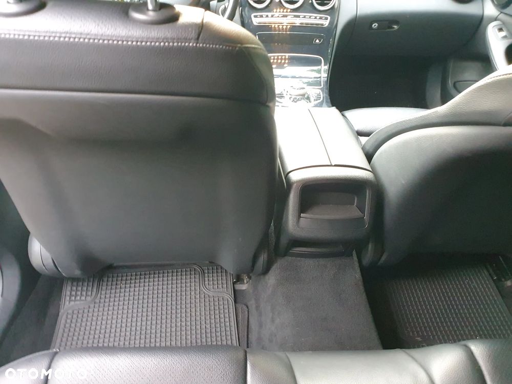 Mercedes-Benz Klasa C 200 (BlueTEC) d 7G-TRONIC Exclusive - 36