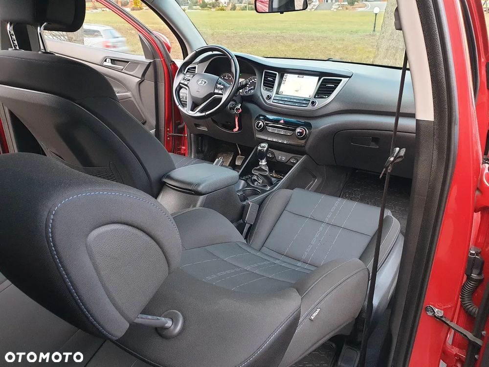 Hyundai Tucson blue 1.7 CRDi 2WD Style - 21