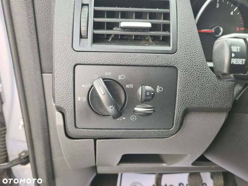 Ford Kuga 2.0 TDCi Titanium - 18