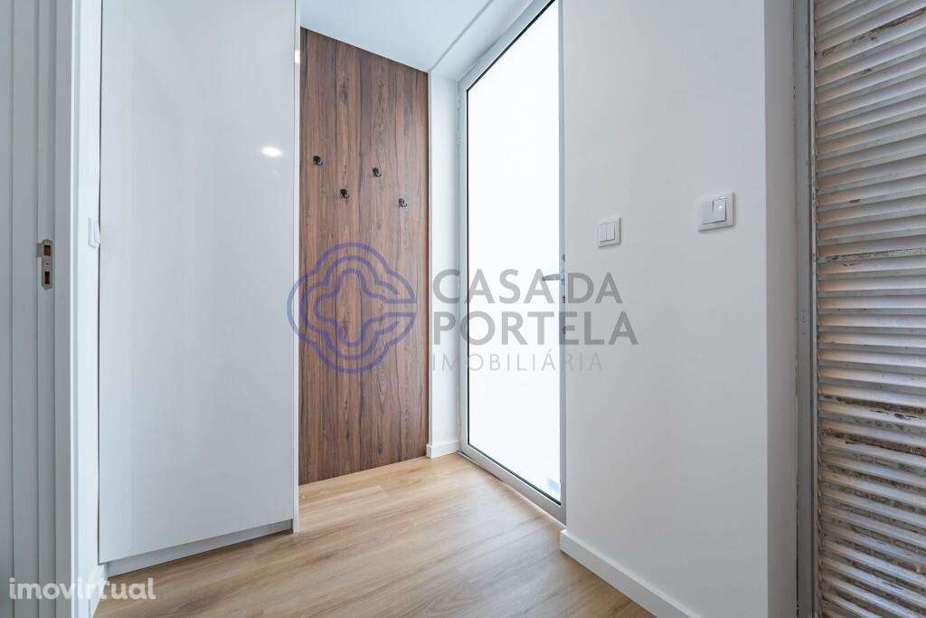 T1 Loja Transformada em Apartamento Como novo em Gaia - Grande imagem: 4/28