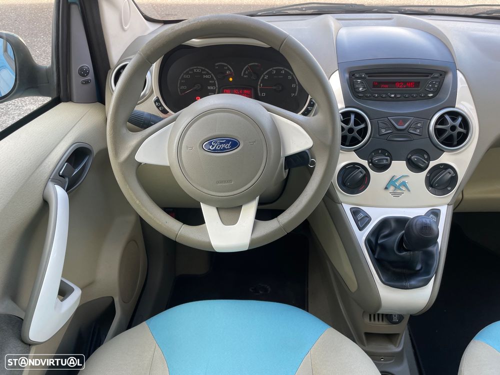 Ford KA 1.2 Titanium - 13