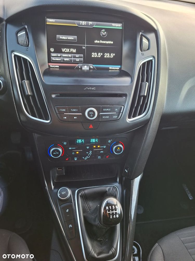 Ford Focus - 11