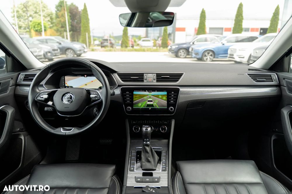 Skoda Superb 2.0 TDI DSG Sportline - 7