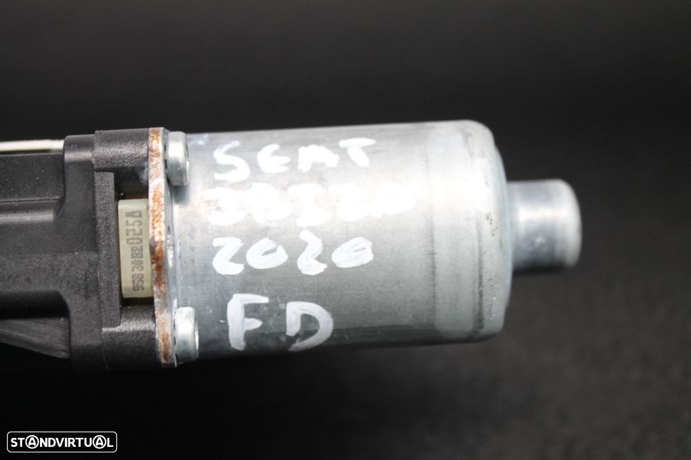 MOTOR ELEVATÓRIO DIANTEIRO DO VIDRO DIREITO SEAT IBIZA - 4