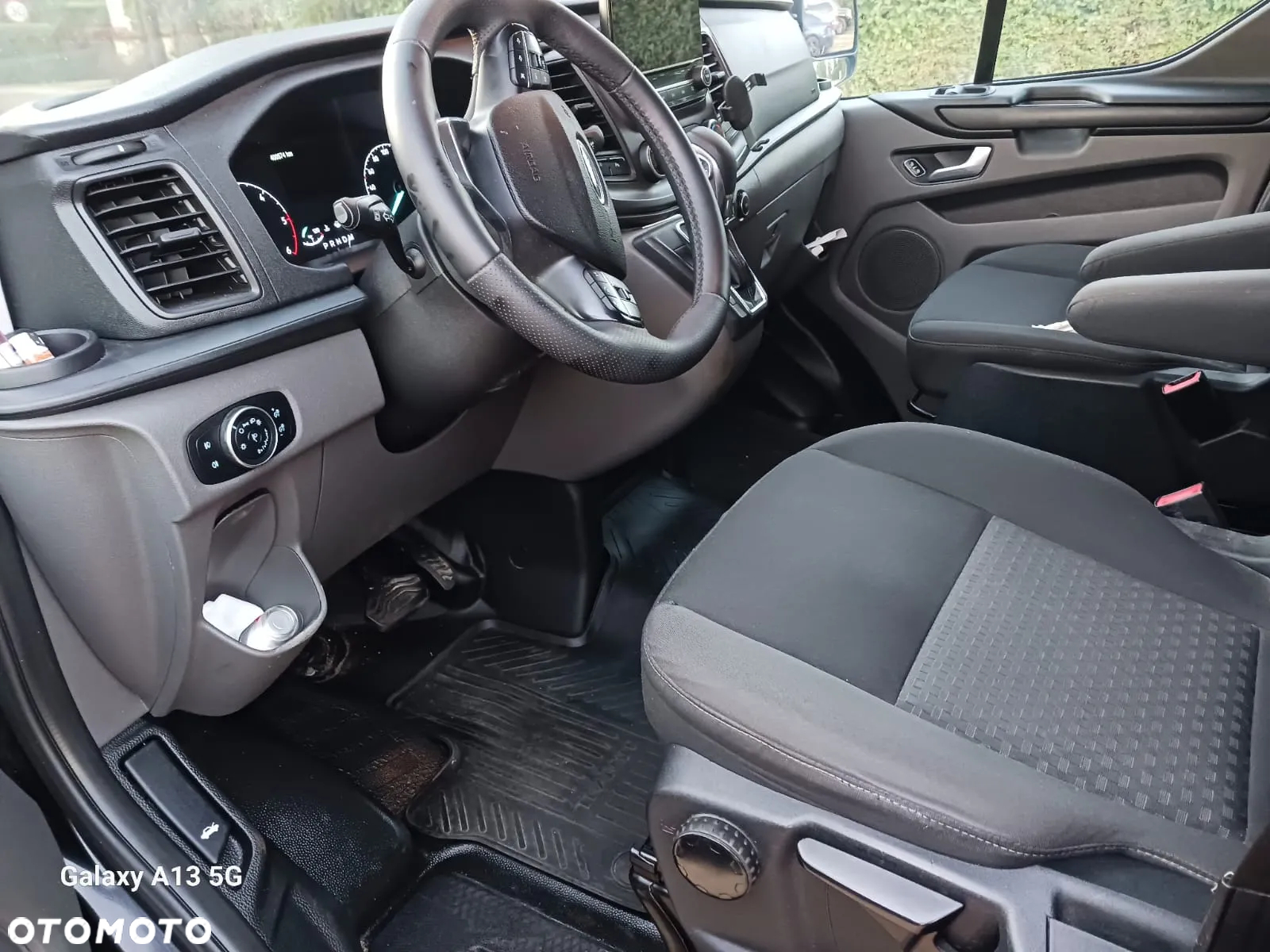 Ford Transit Custom - 10