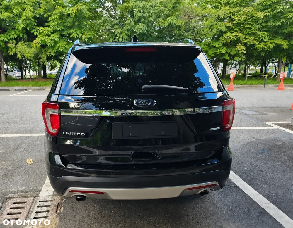 Ford Explorer - 6