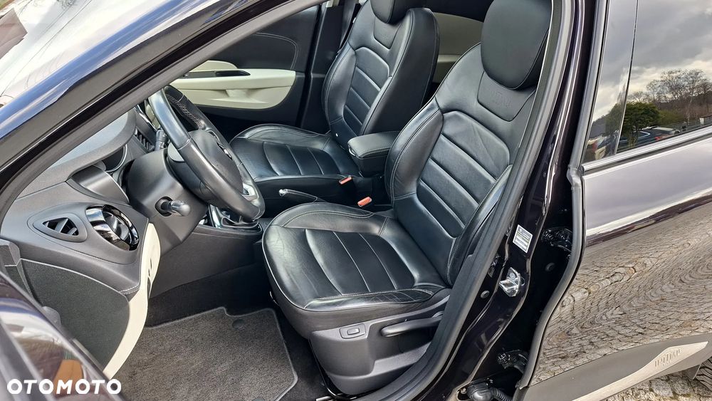 Renault Captur ENERGY TCe 120 Initiale Paris - 23