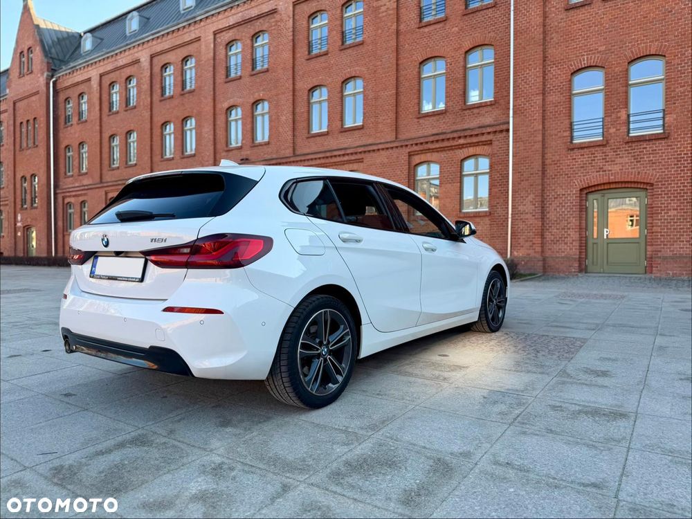 BMW Seria 1 118i Sport Line - 10
