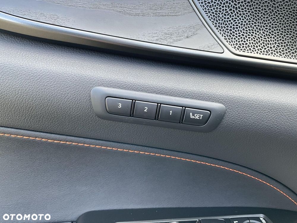 Lexus NX 350h Omotenashi AWD - 18